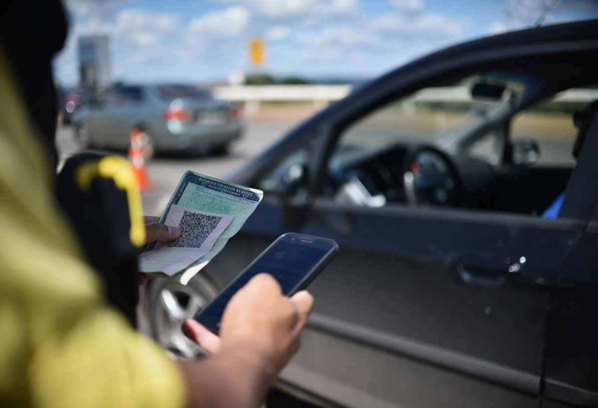 Veículo com licenciamento atrasado pode ser apreendido?